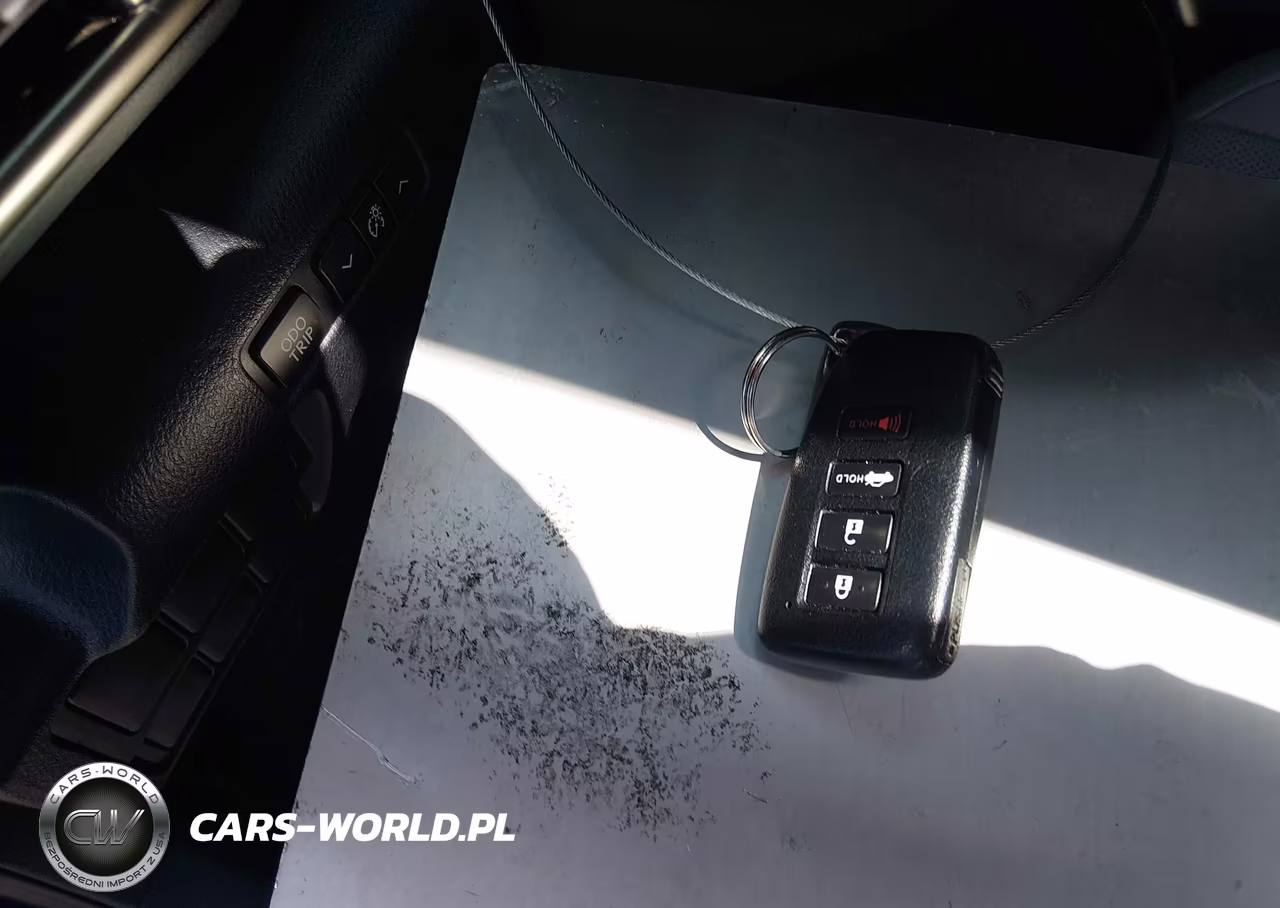 2015 Lexus Is 250 VIN:JTHBF1D21F5052613 - 11