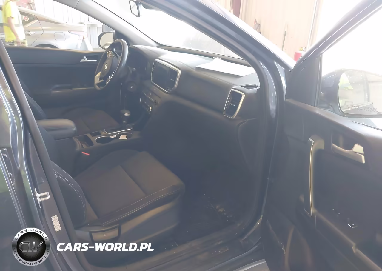 2020 Kia Sportage Lx VIN:KNDPMCACXL7629063 - 5