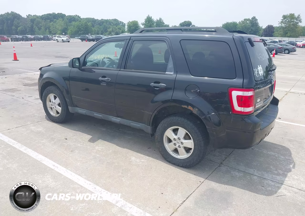 2011 Ford Escape Xlt VIN:1FMCU9DG6BKB99586 - 3