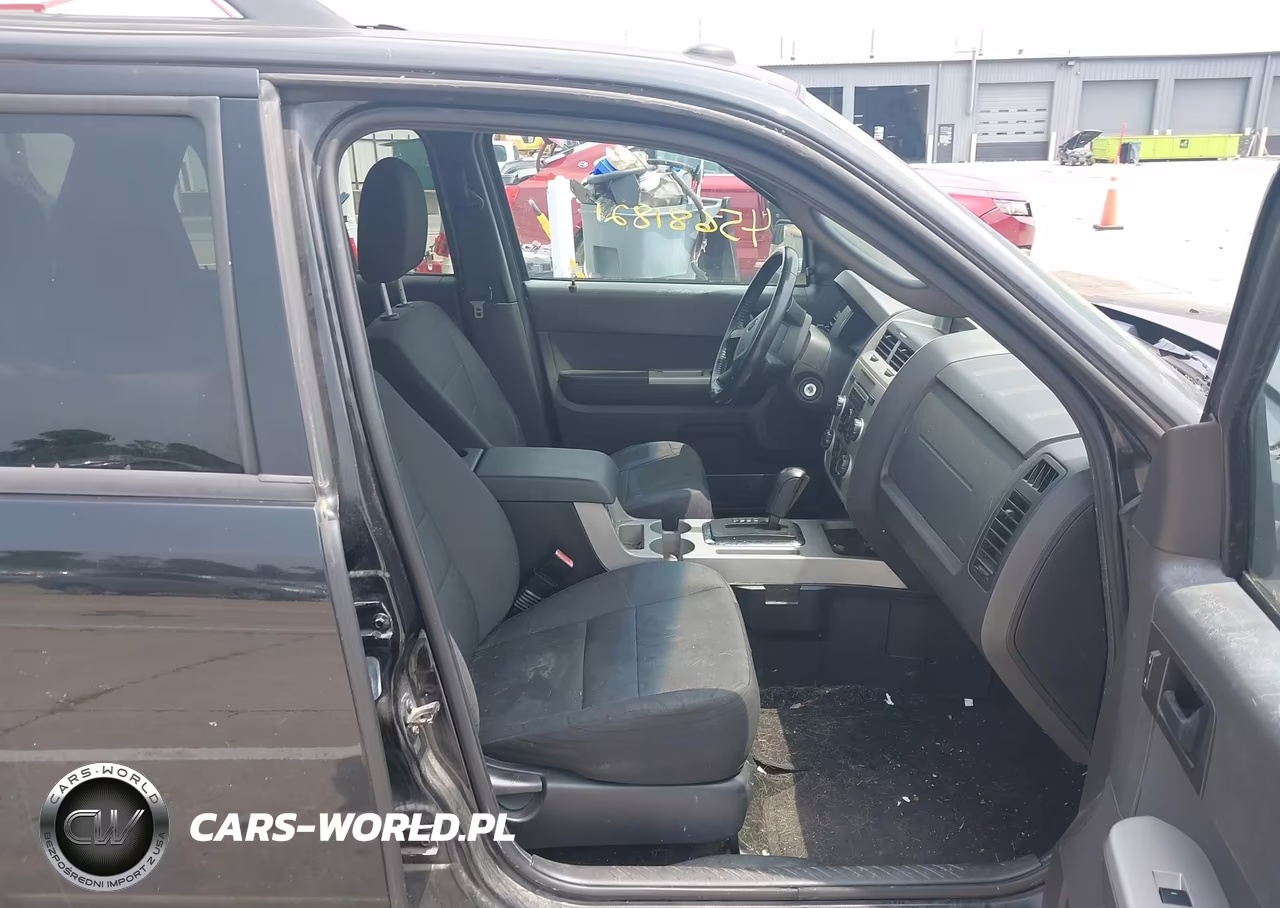 2011 Ford Escape Xlt VIN:1FMCU9DG6BKB99586 - 5