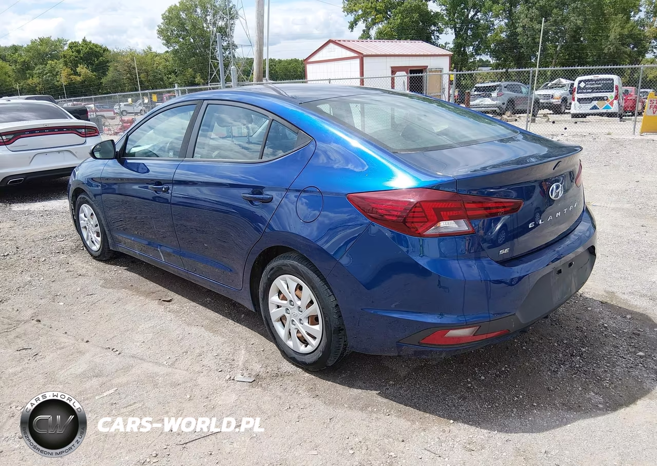 2019 Hyundai Elantra Se VIN:5NPD74LF6KH492172 - 3