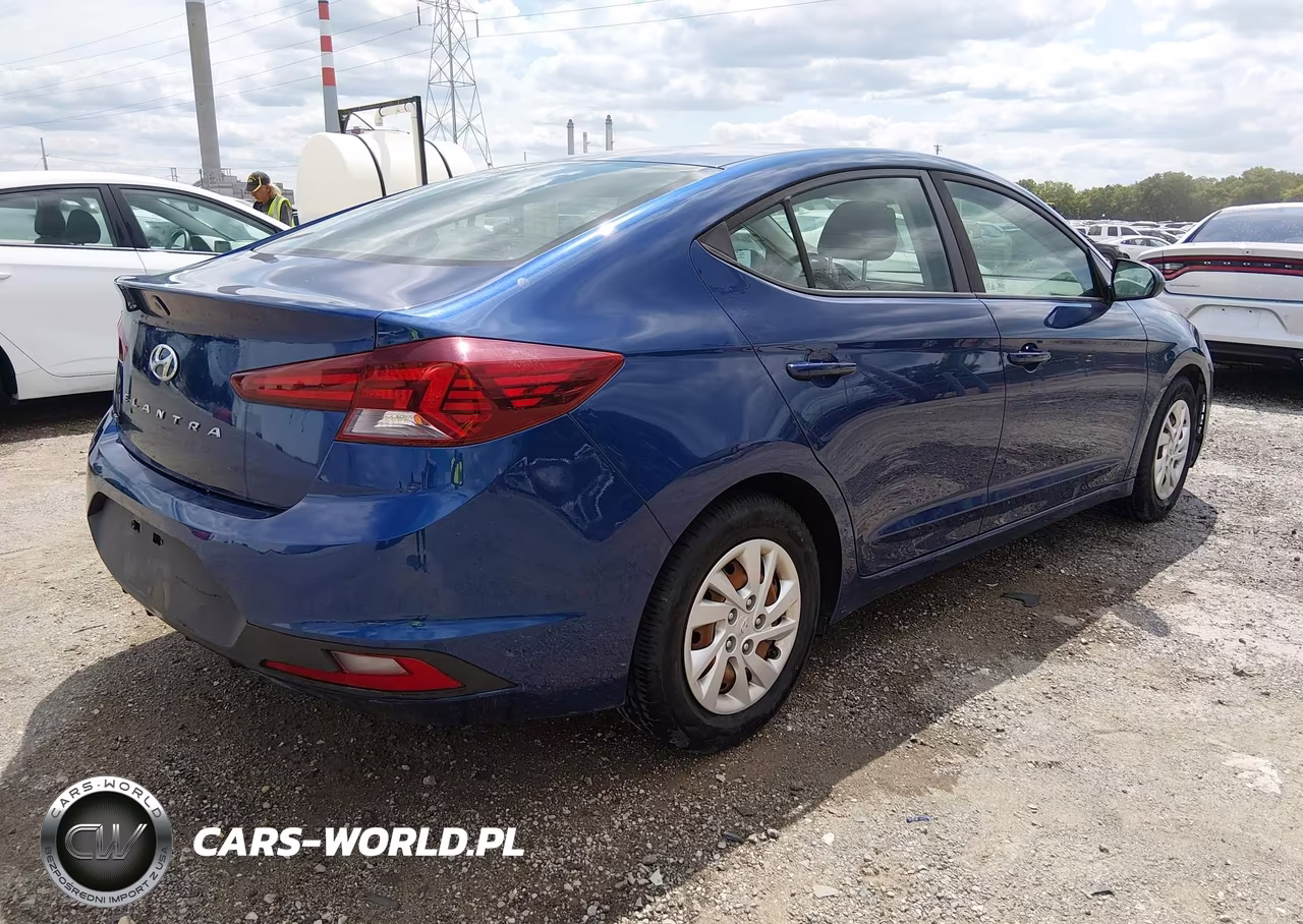 2019 Hyundai Elantra Se VIN:5NPD74LF6KH492172 - 4