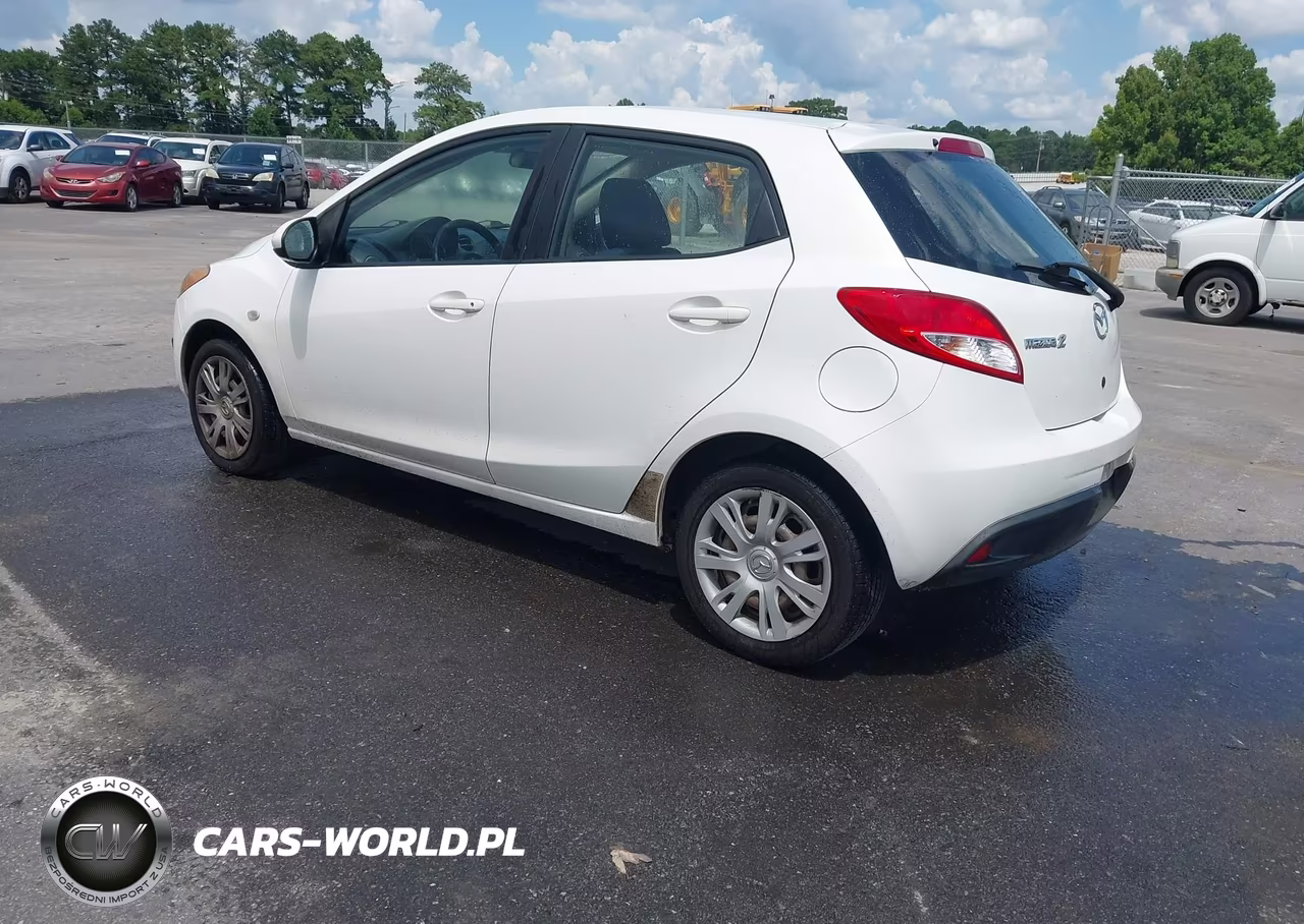 2014 Mazda Mazda2 Sport VIN:JM1DE1KY1E0172699 - 3
