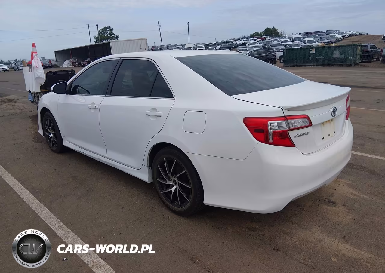 2013 Toyota Camry Se VIN:4T1BF1FKXDU645254 - 3
