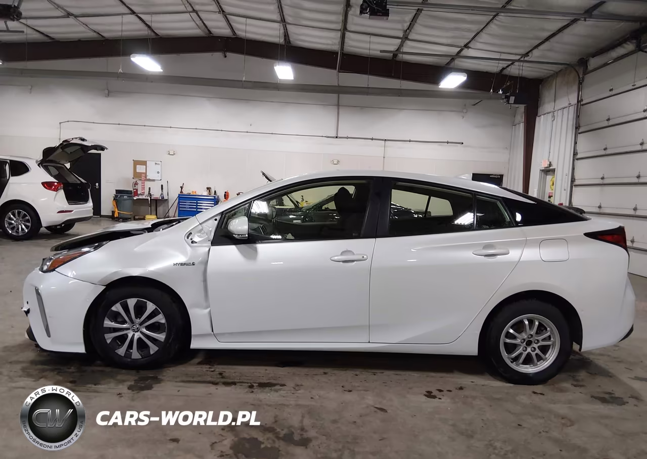 2021 Toyota Prius Le Awd-E VIN:JTDL9MFU2M3023546 - 14