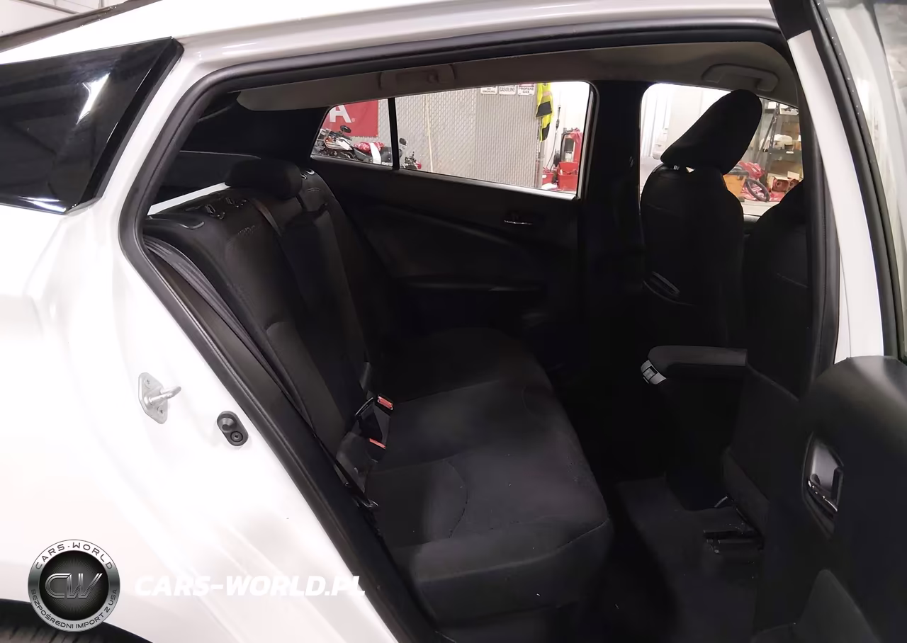 2021 Toyota Prius Le Awd-E VIN:JTDL9MFU2M3023546 - 8