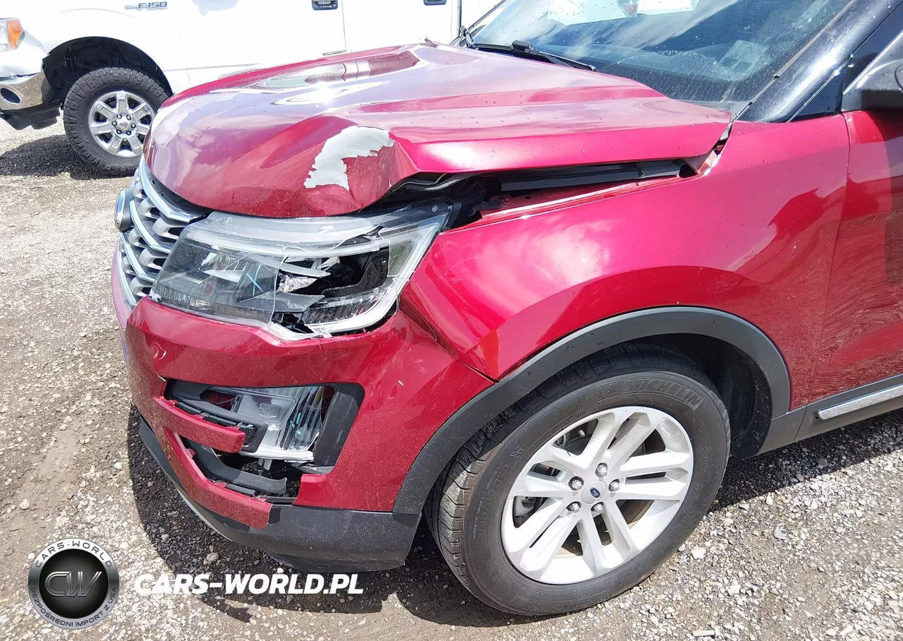 2017 Ford Explorer Xlt VIN:1FM5K7D86HGB27634 - 6