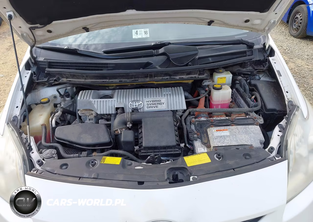 2011 Toyota Prius Three VIN:JTDKN3DU2B5342015 - 10