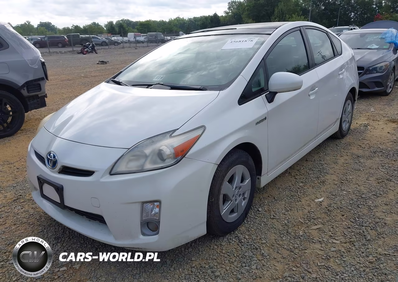 2011 Toyota Prius Three VIN:JTDKN3DU2B5342015 - 2