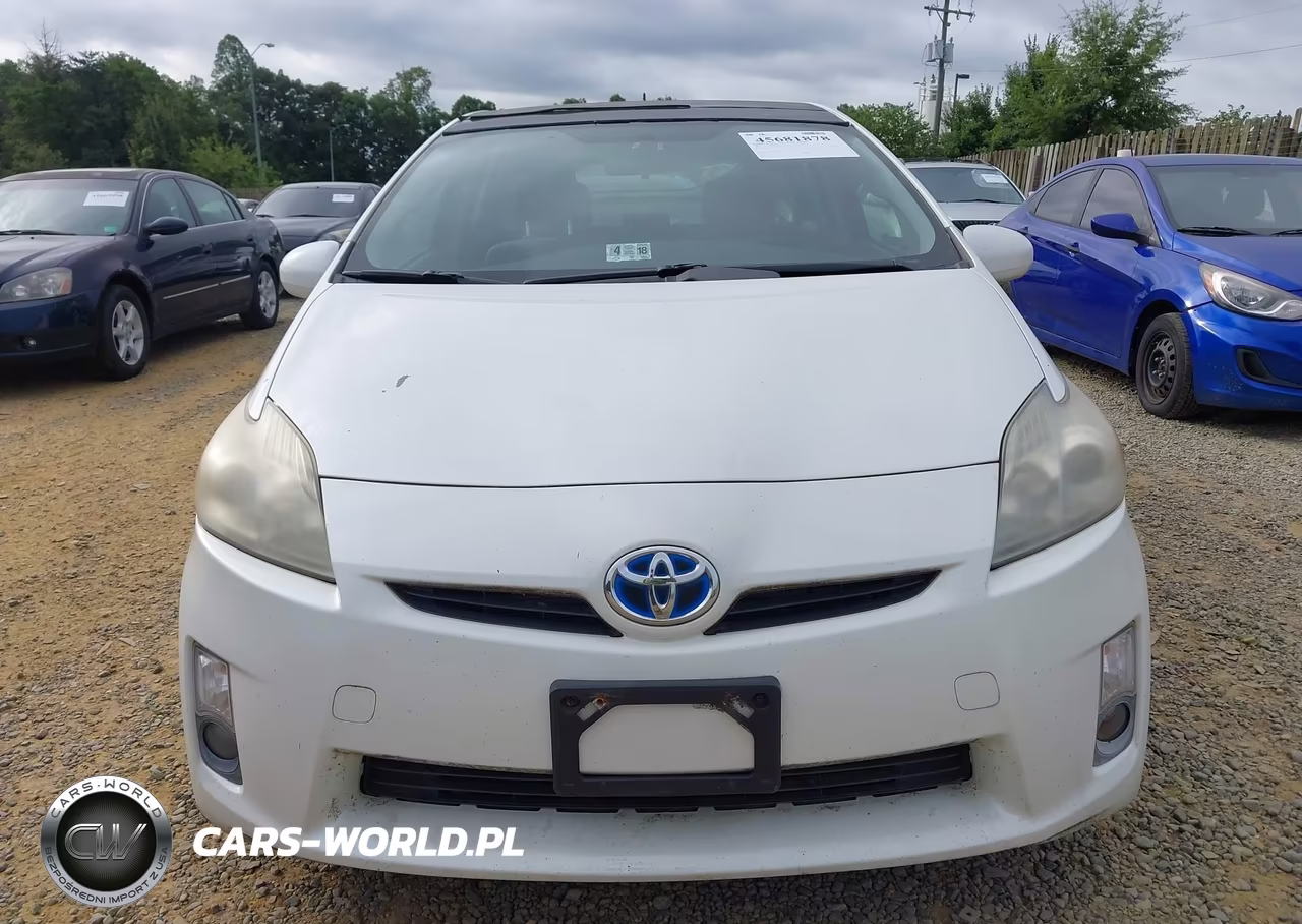 2011 Toyota Prius Three VIN:JTDKN3DU2B5342015 - 6