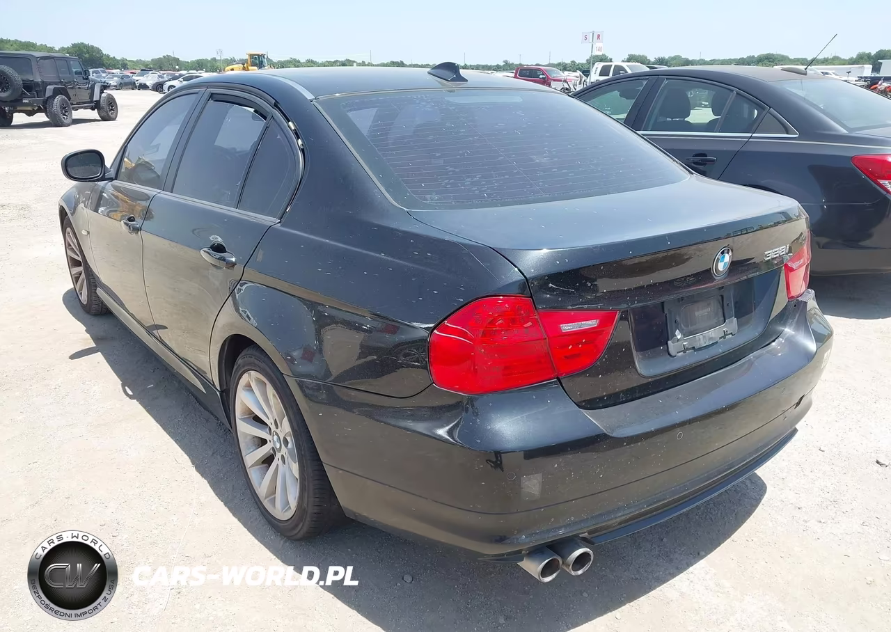 2011 BMW 328I VIN:WBAPH7C50BE850303 - 3