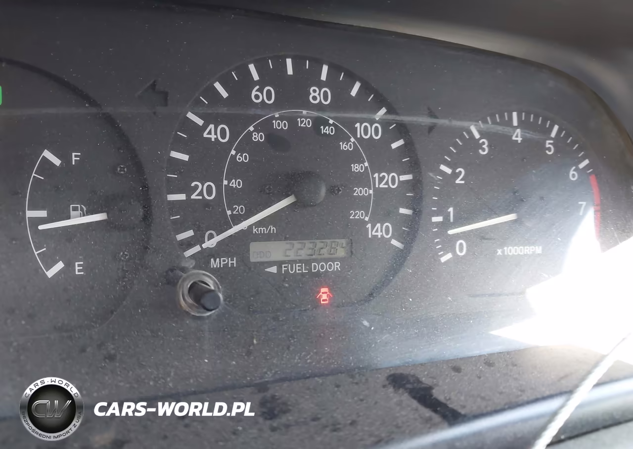 2001 Toyota Camry Le VIN:JT2BG28KX10554131 - 7