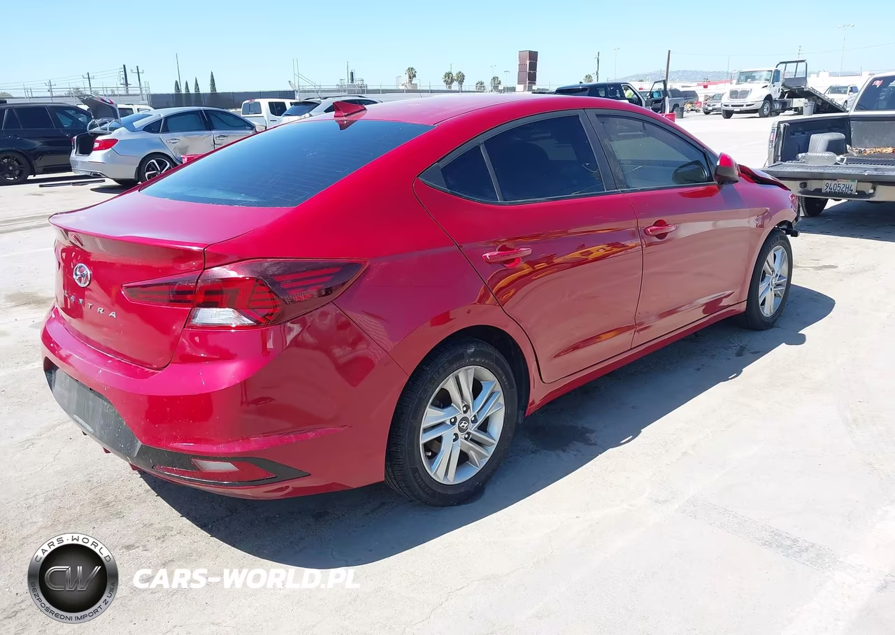 2019 Hyundai Elantra Sel VIN:KMHD84LFXKU736999 - 4
