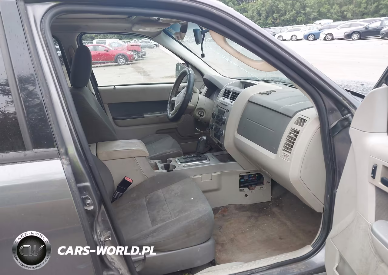 2010 Ford Escape Xlt VIN:1FMCU0D73AKA33262 - 5