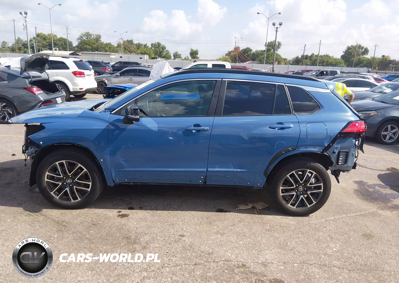 2026 Toyota Corolla Cross Xle VIN:7MUDAAAG6TV188790 - 15