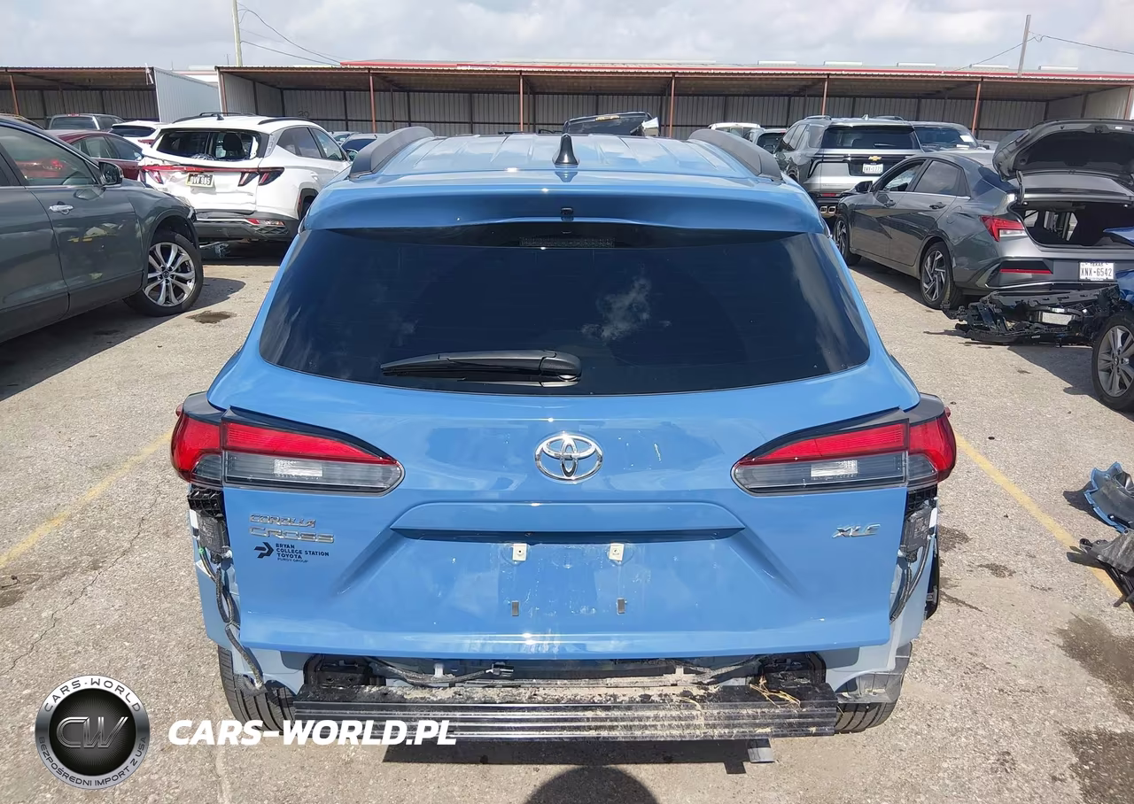 2026 Toyota Corolla Cross Xle VIN:7MUDAAAG6TV188790 - 17