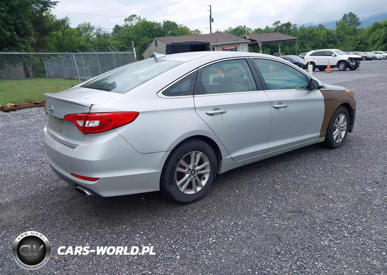 2017 Hyundai Sonata VIN:5NPE24AF8HH510170 - 4