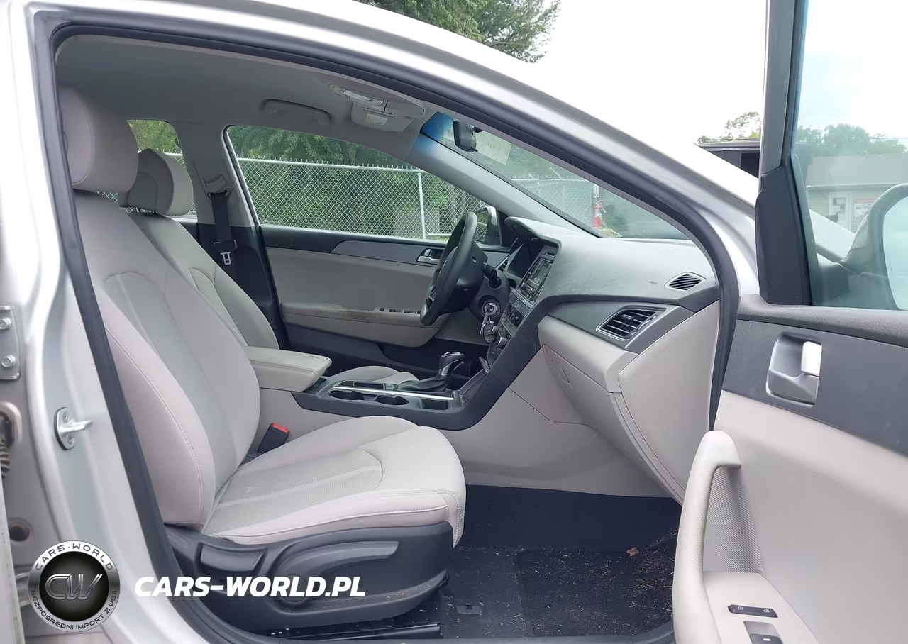 2017 Hyundai Sonata VIN:5NPE24AF8HH510170 - 5