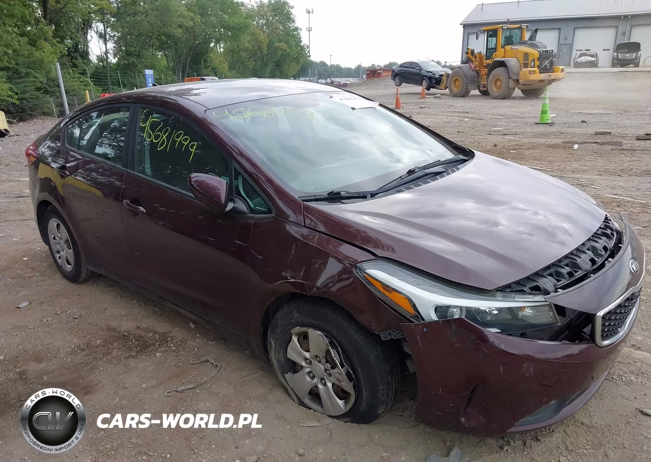 2018 Kia Forte Lx VIN:3KPFK4A76JE201823 - 6