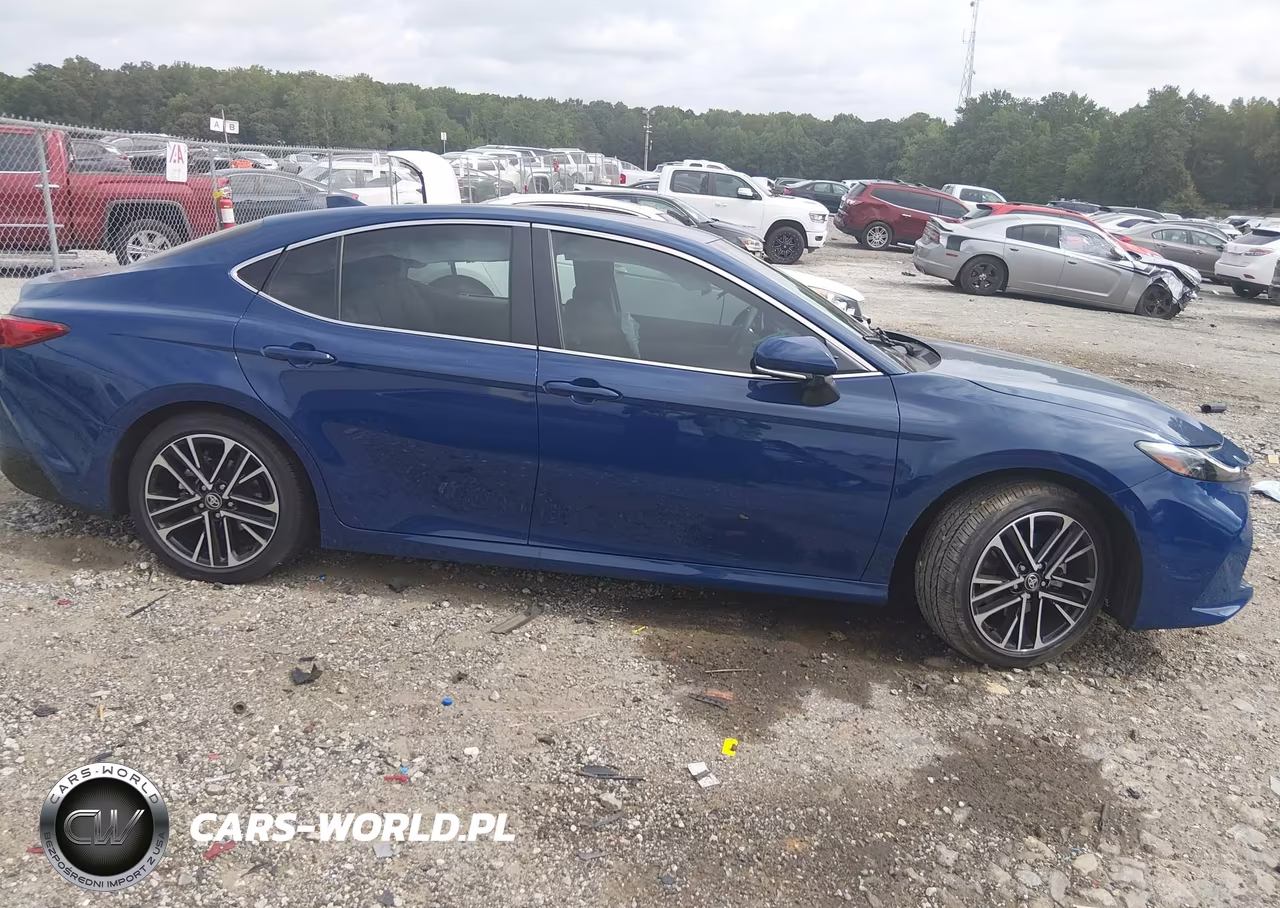 2026 Toyota Camry Xle VIN:4T1DBADK1TU042344 - 13