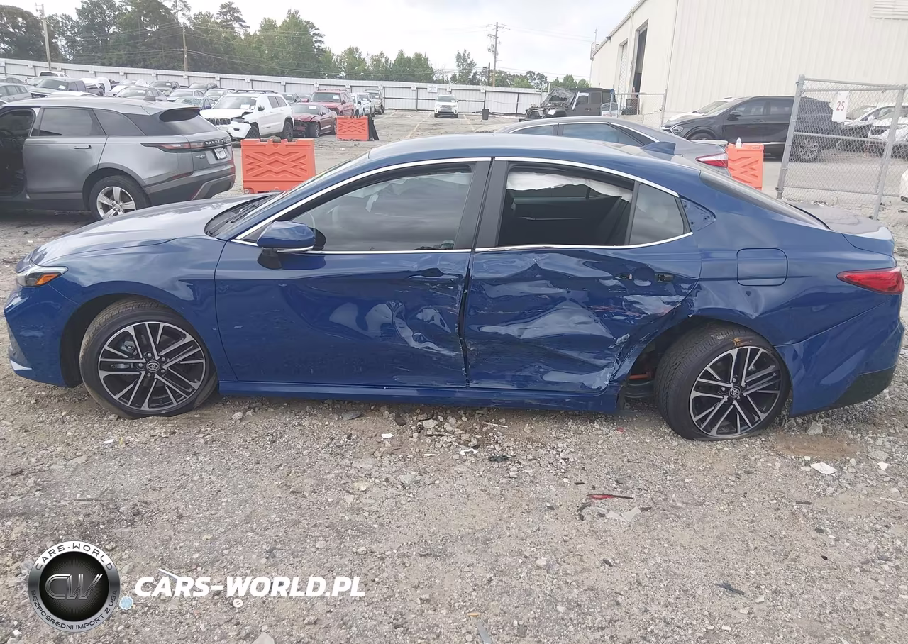 2026 Toyota Camry Xle VIN:4T1DBADK1TU042344 - 14