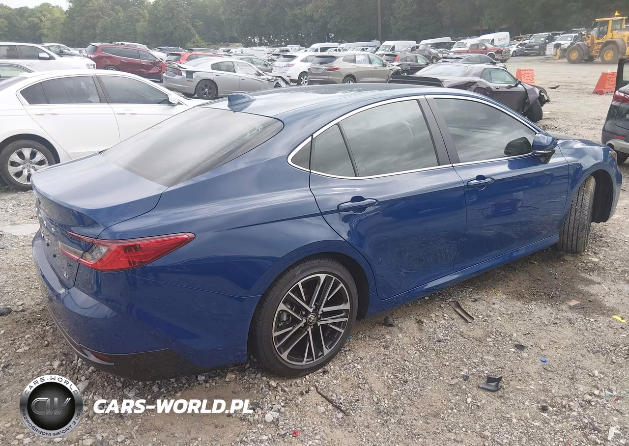 2026 Toyota Camry Xle VIN:4T1DBADK1TU042344 - 4