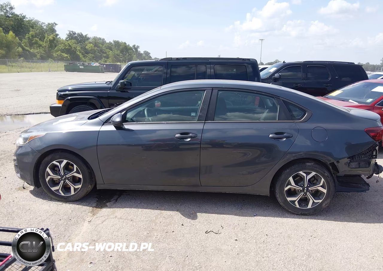 2021 Kia Forte Lxs VIN:3KPF24AD1ME266945 - 14