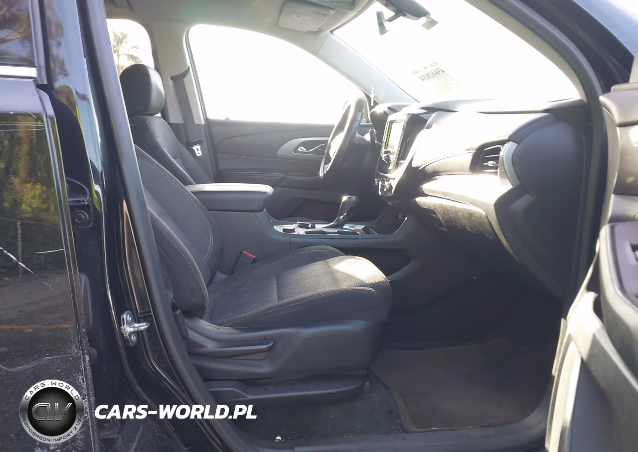 2019 Chevrolet Traverse Ls VIN:1GNERFKW3KJ218437 - 5