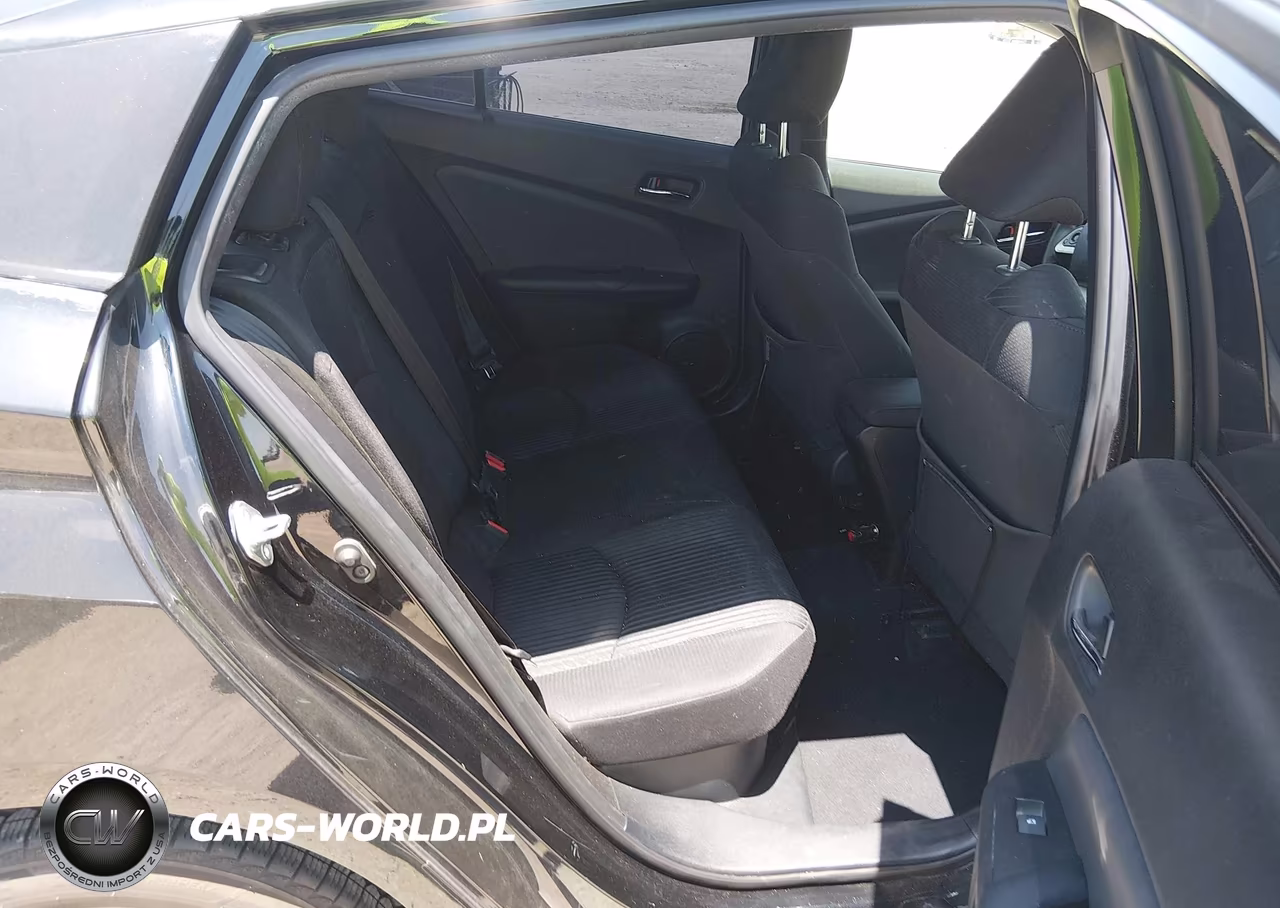 2017 Toyota Prius Two VIN:JTDKBRFU0H3579826 - 8