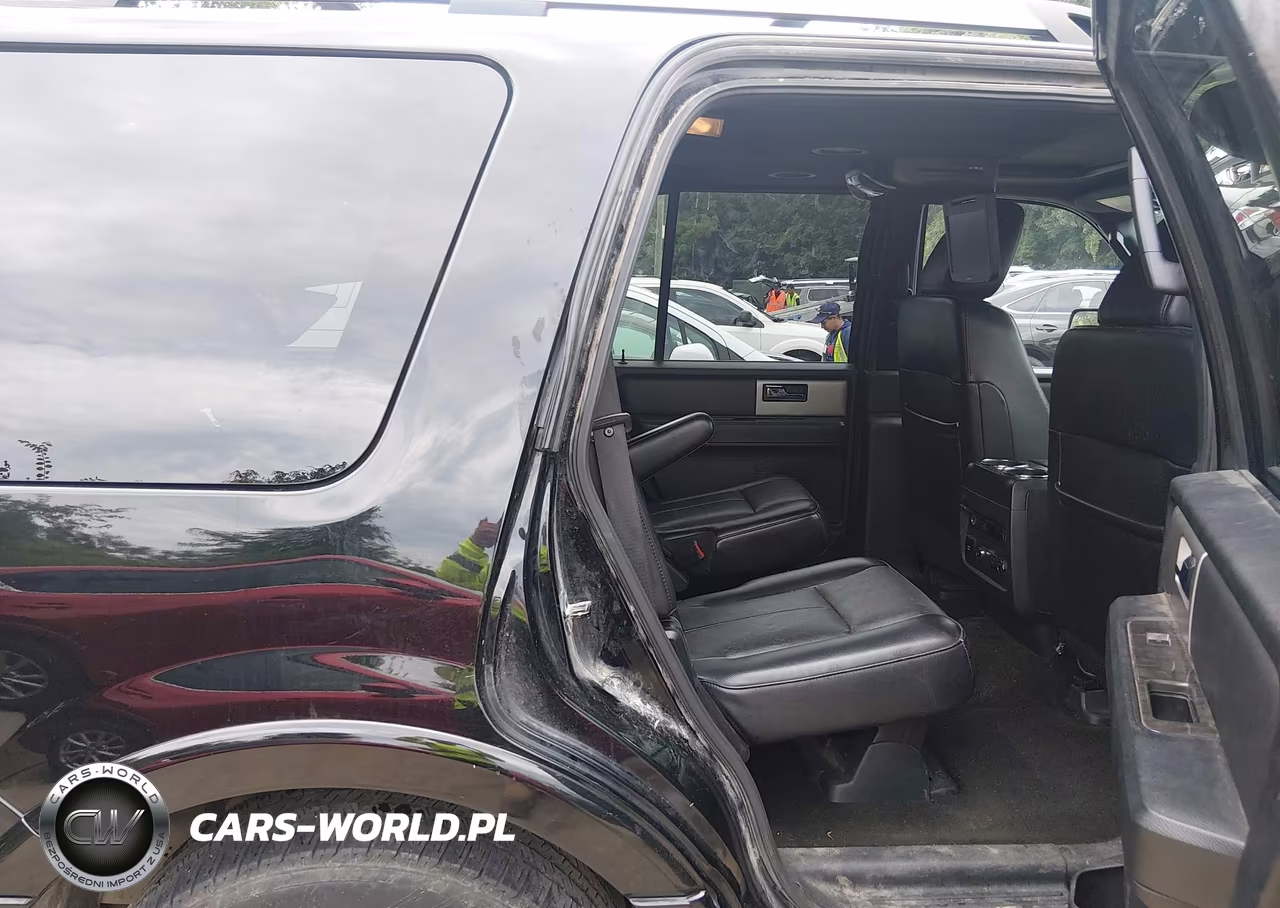 2016 Ford Expedition Limited VIN:1FMJU2AT4GEF36231 - 8