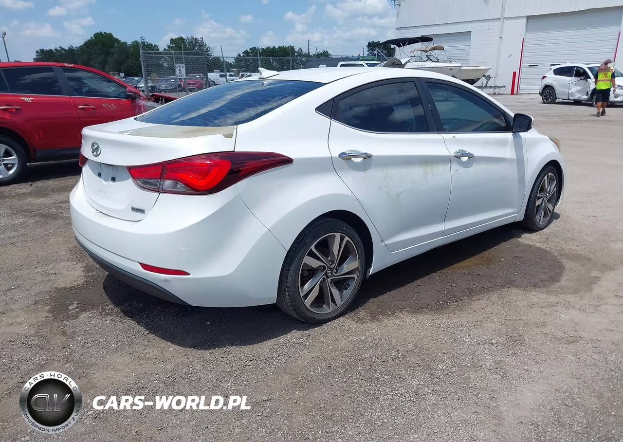 2016 Hyundai Elantra Limited VIN:5NPDH4AE2GH655530 - 4