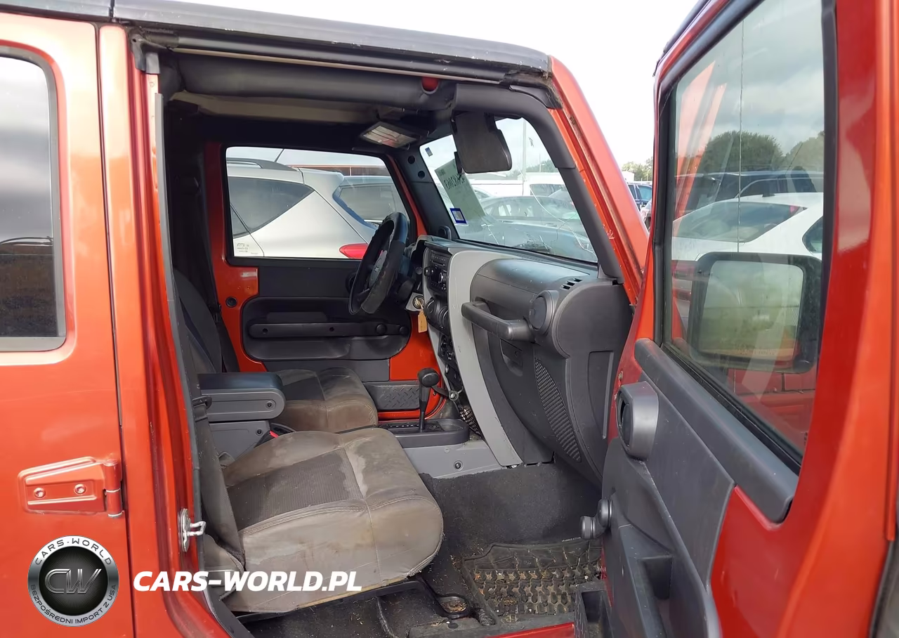 2009 Jeep Wrangler Unlimited X VIN:1J4GB391X9L750937 - 5