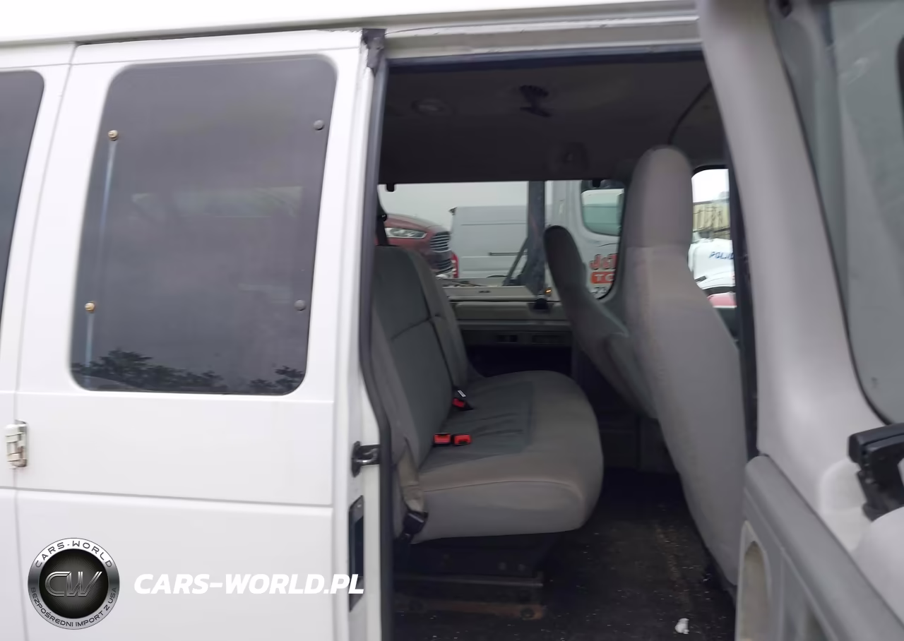 2010 Ford E-350 Super Duty Xl-Xlt VIN:1FBNE3BL3ADA12447 - 8