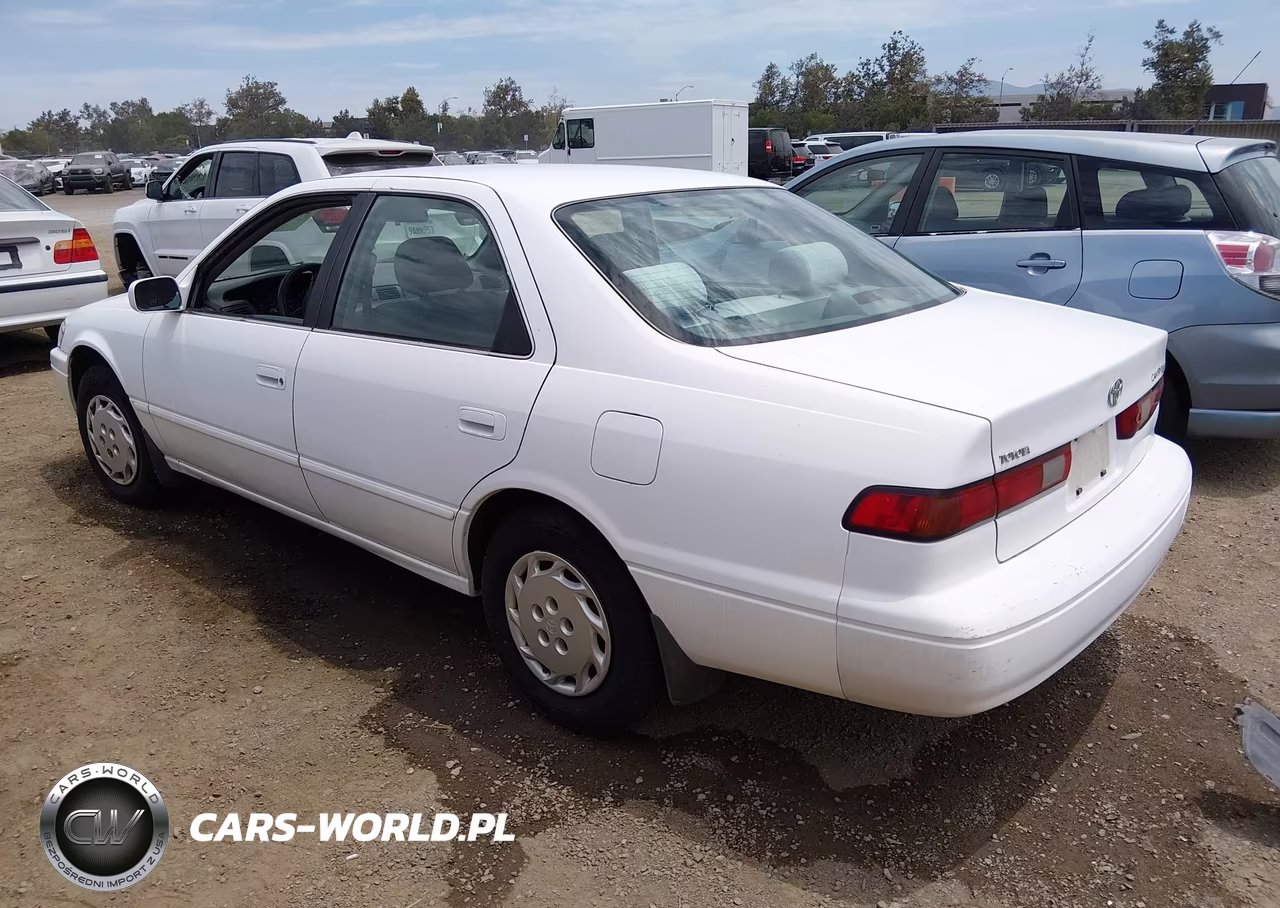 1998 Toyota Camry Le VIN:JT2BG22K7W0238203 - 3