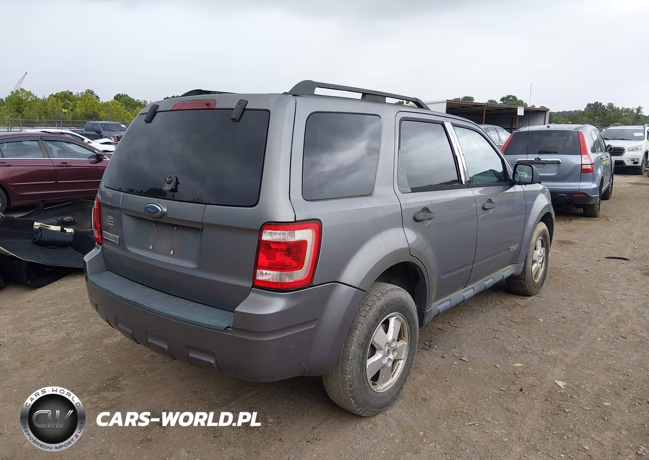 2008 Ford Escape Xlt VIN:1FMCU03Z38KA09976 - 4