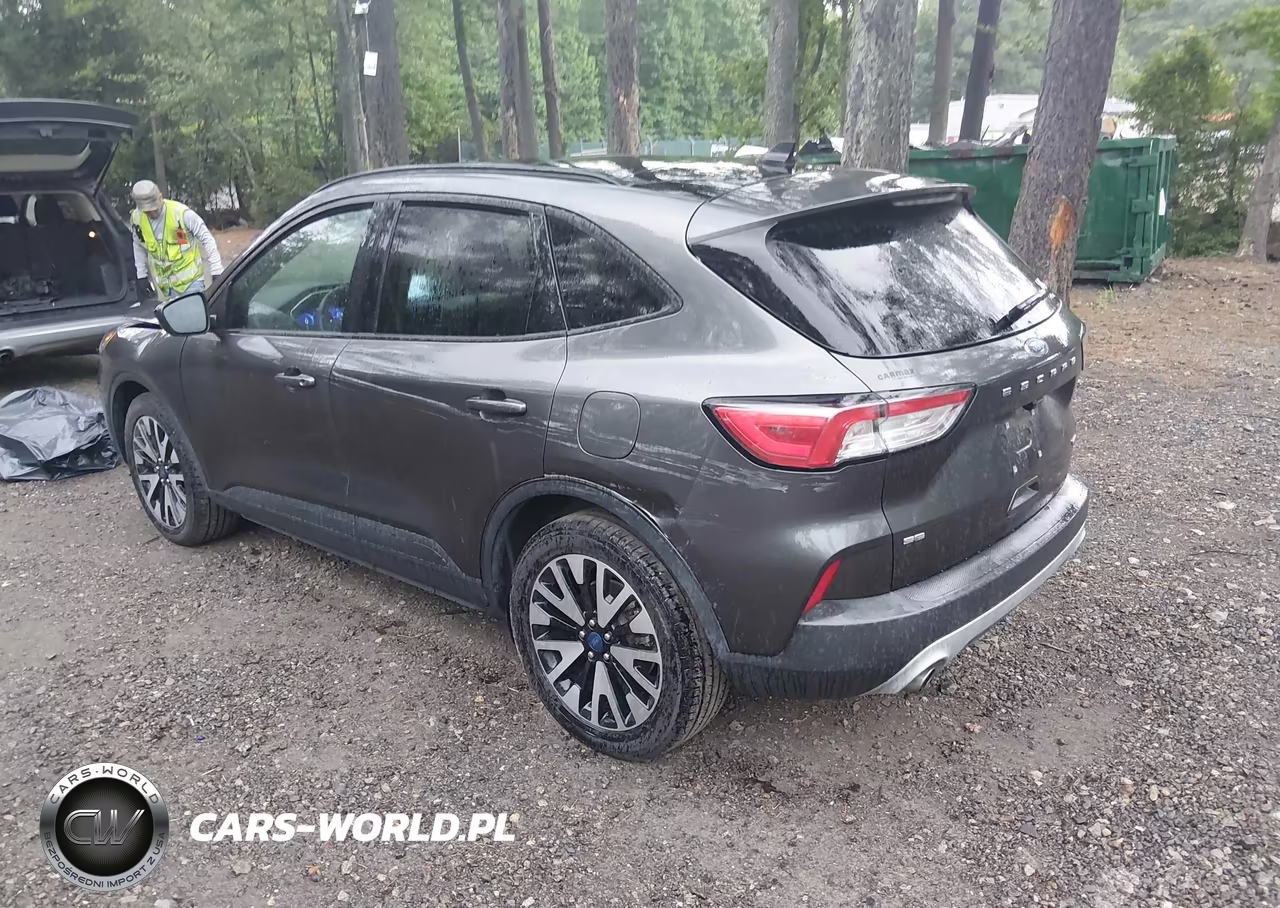2020 Ford Escape Se Sport Hybrid VIN:1FMCU0BZ1LUB96522 - 3
