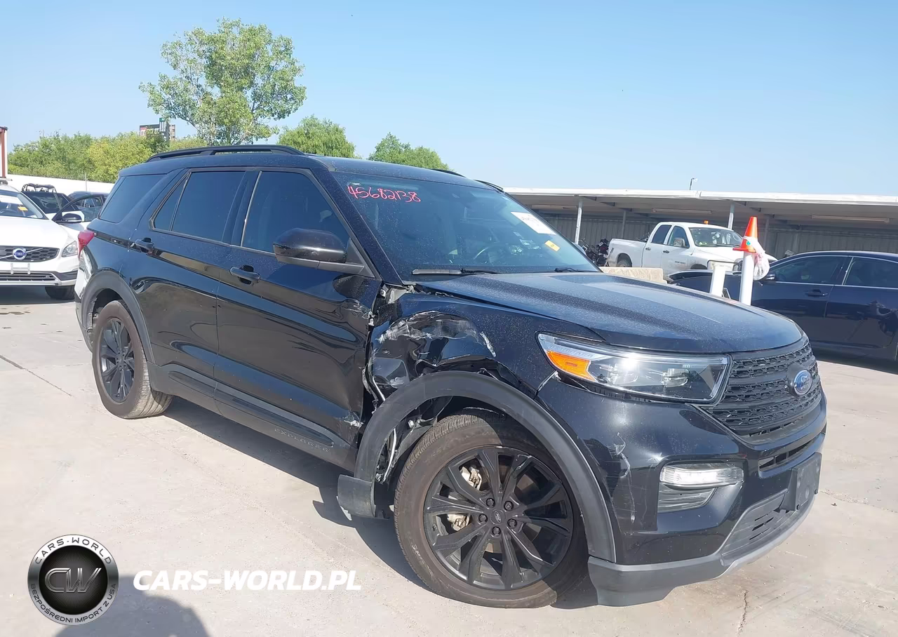 2021 Ford Explorer Xlt – zdjęcie 1 z 17