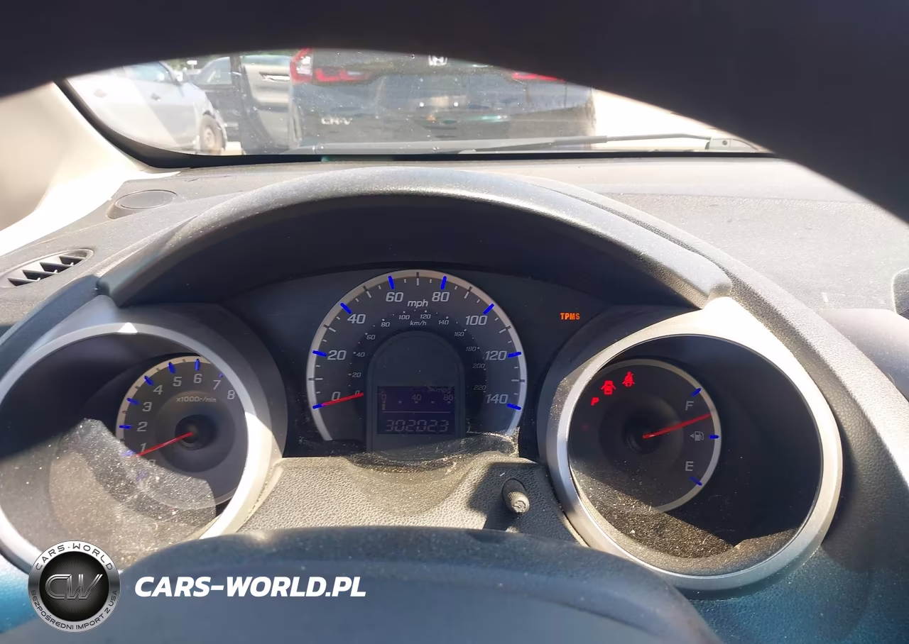 2012 Honda Fit VIN:JHMGE8H32CC035301 - 7