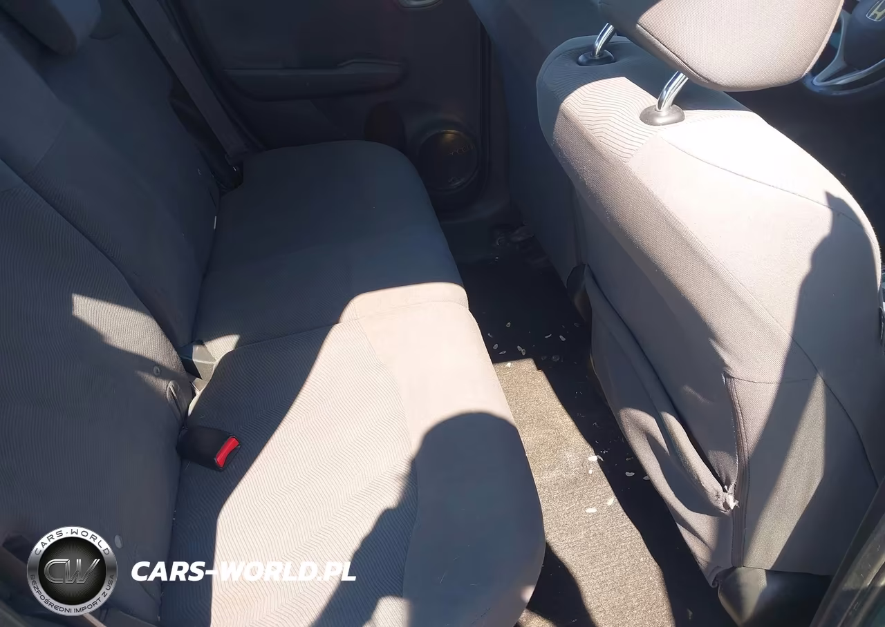 2012 Honda Fit VIN:JHMGE8H32CC035301 - 8