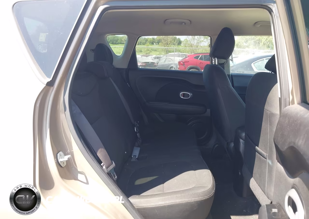 2014 Kia Soul VIN:KNDJN2A21E7001061 - 8