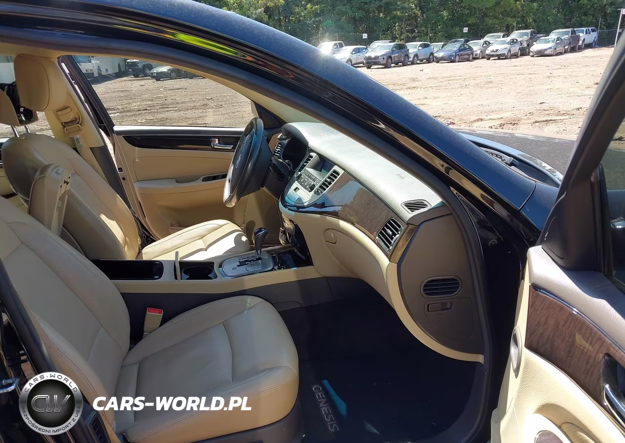 2011 Hyundai Genesis 3.8 VIN:KMHGC4DE7BU141271 - 5