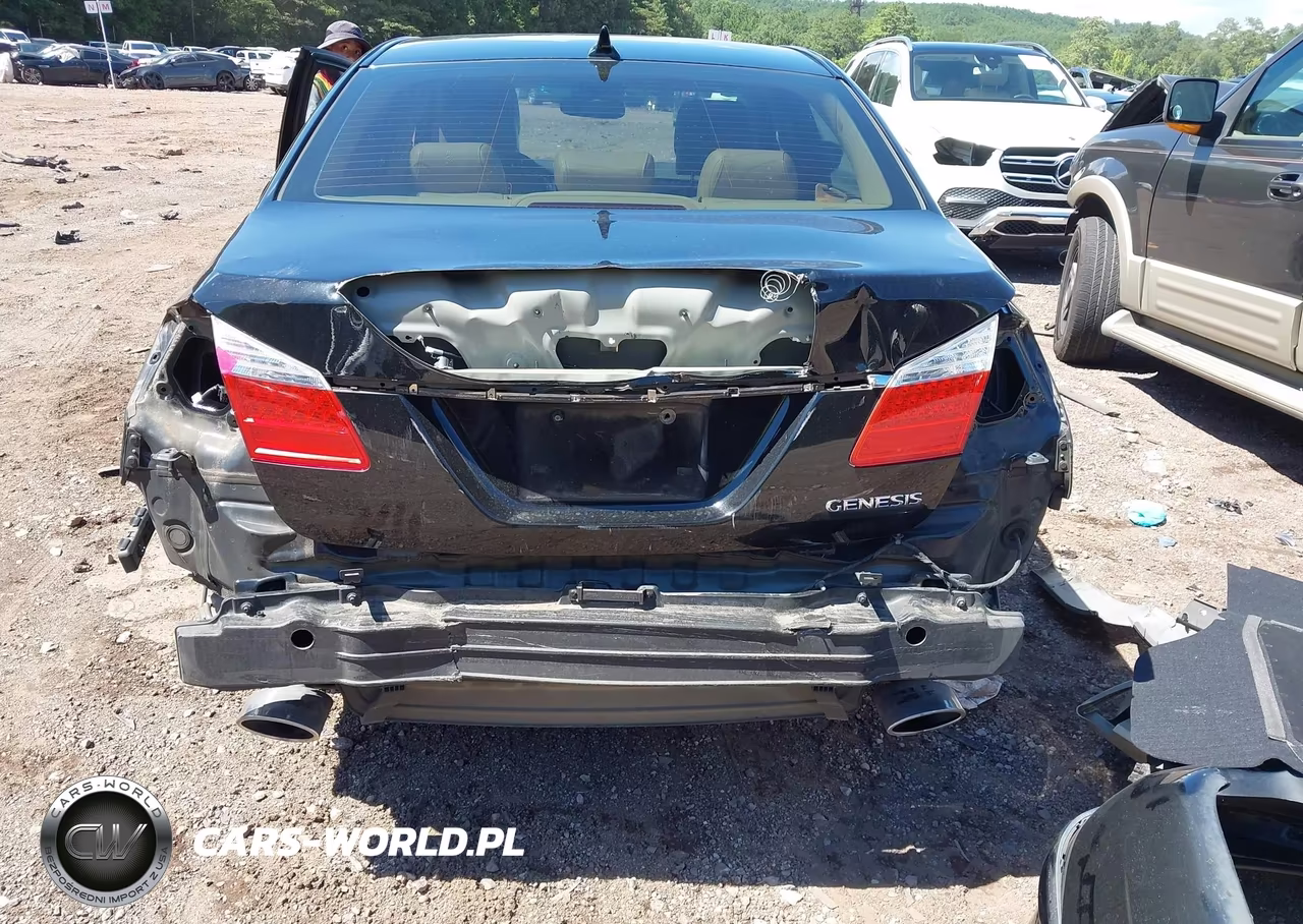 2011 Hyundai Genesis 3.8 VIN:KMHGC4DE7BU141271 - 6