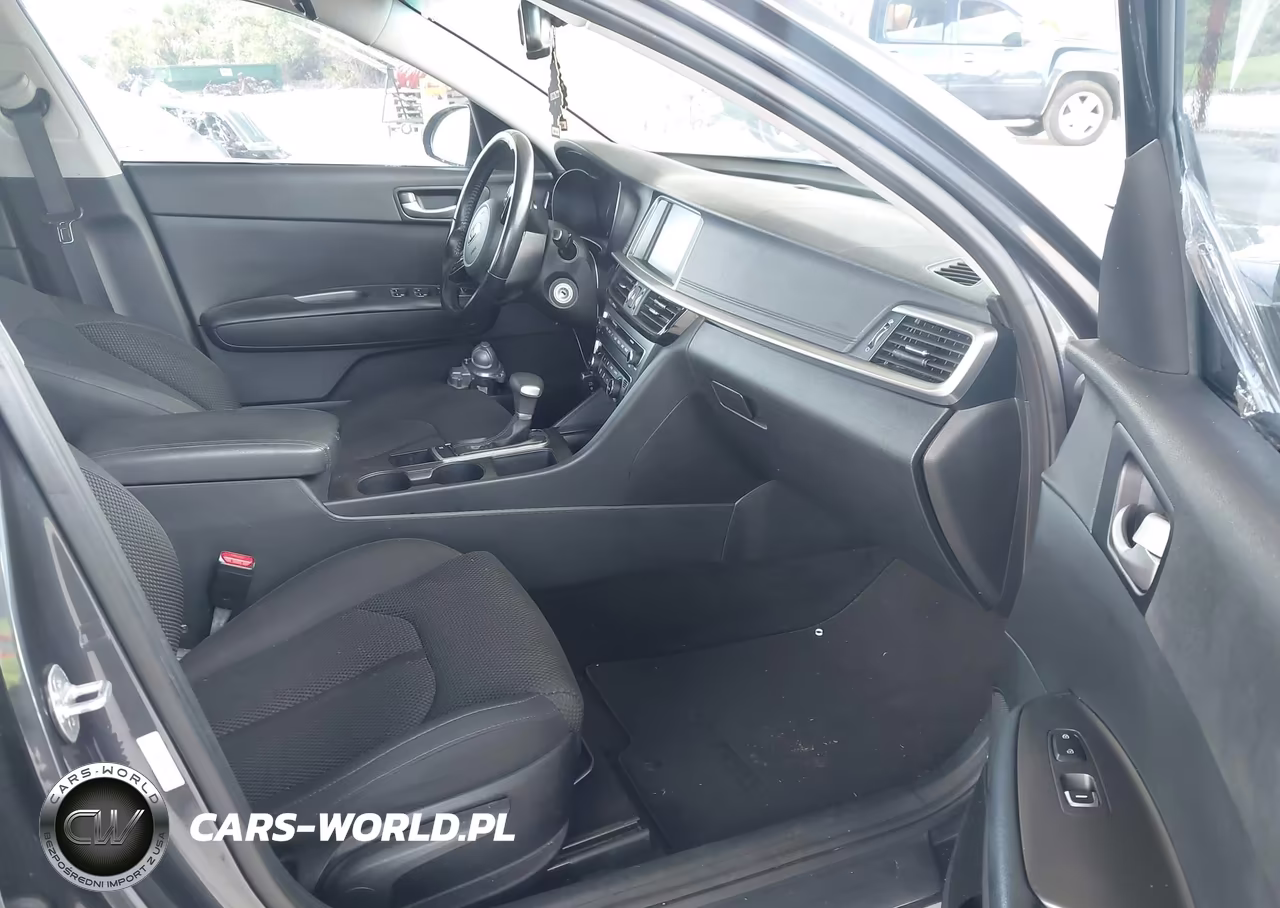 2019 Kia Optima Lx VIN:5XXGT4L32KG321218 - 5