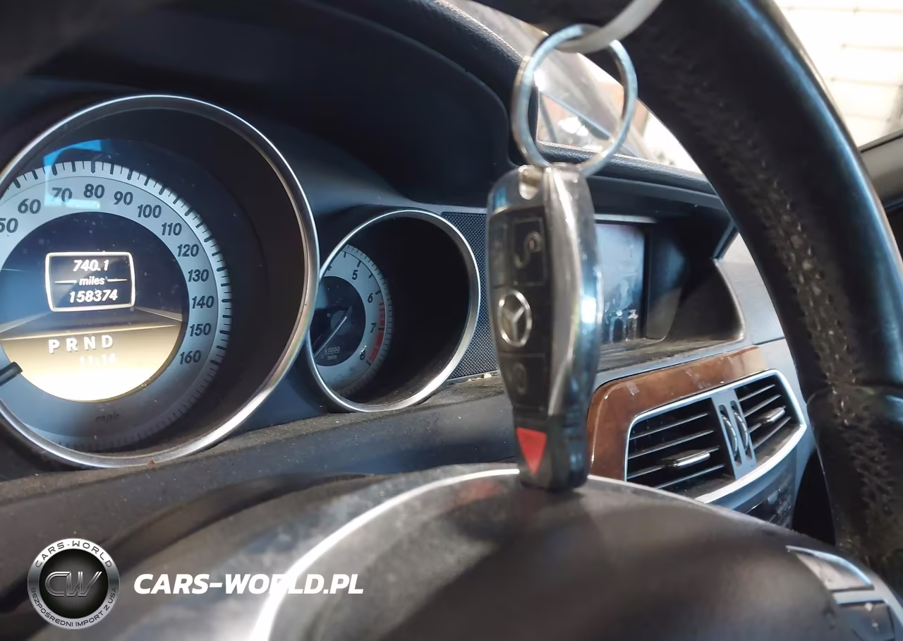 2012 Mercedes-Benz C 300 Sport 4Matic VIN:WDDGF8BB8CA616687 - 11