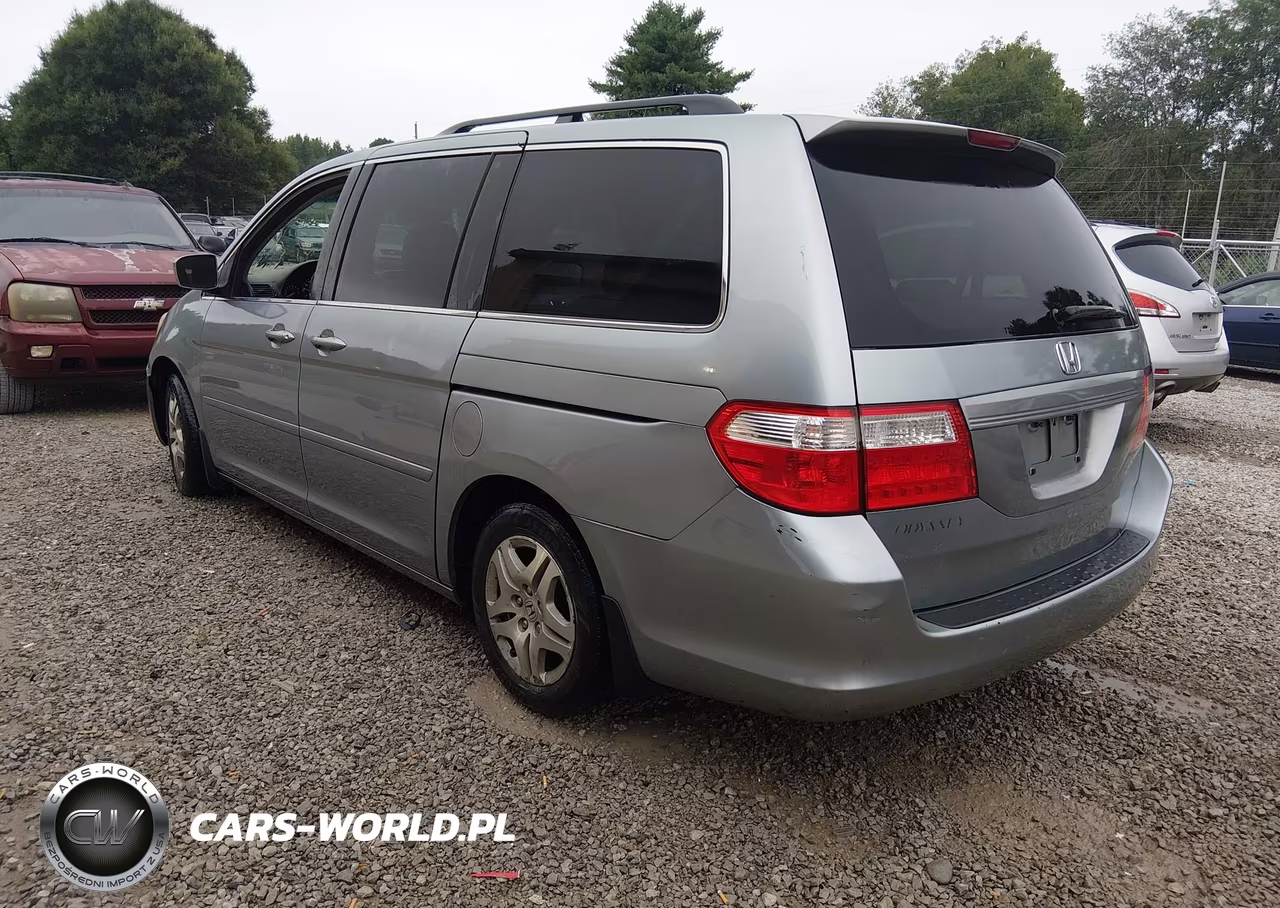 2007 Honda Odyssey Ex VIN:5FNRL38477B130179 - 3
