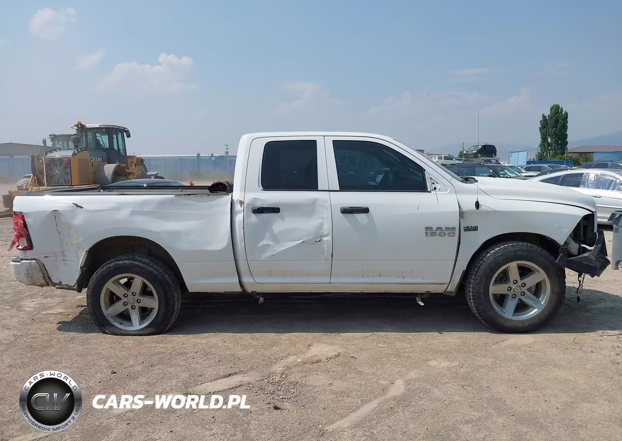 2017 Ram 1500 Express 4X4 6'4 Box VIN:1C6RR7FT5HS587875 - 13