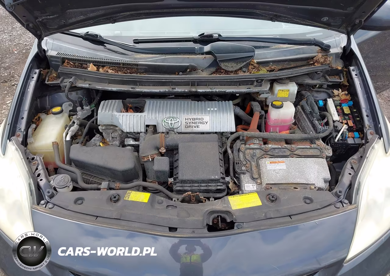 2012 Toyota Prius Two VIN:JTDKN3DU6C1528990 - 10