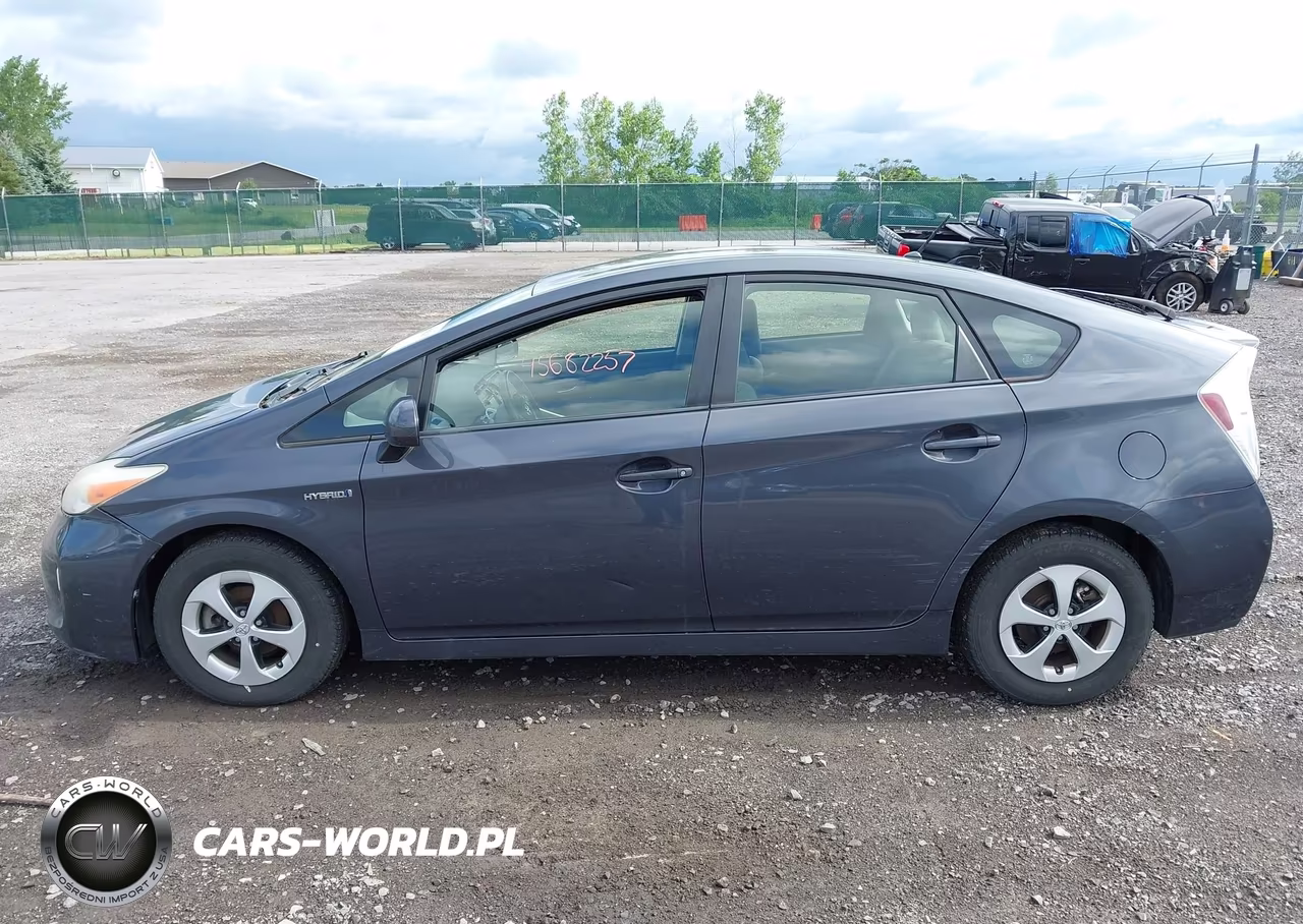 2012 Toyota Prius Two VIN:JTDKN3DU6C1528990 - 14