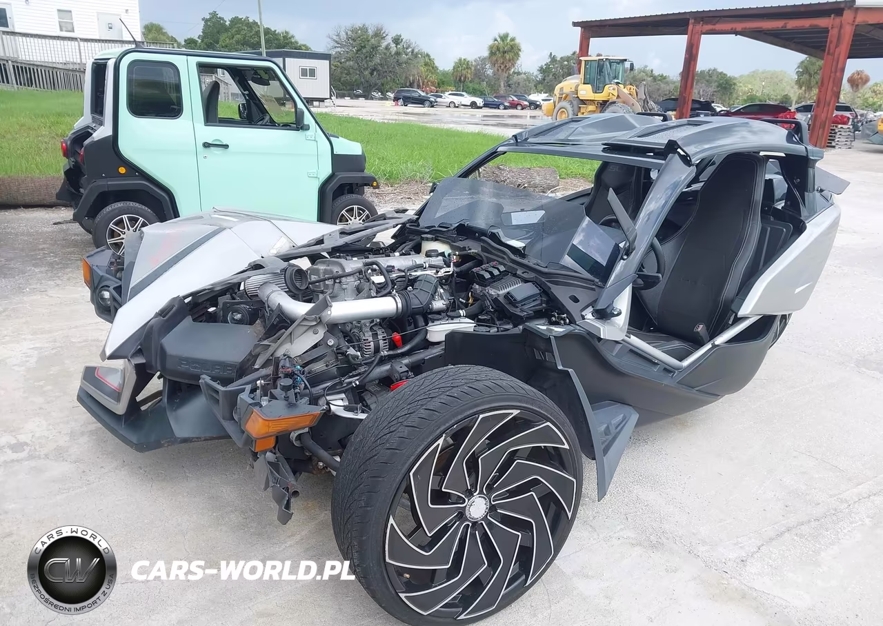 2017 Polaris Slingshot Slr VIN:57XAARFA5H8123948 - 2