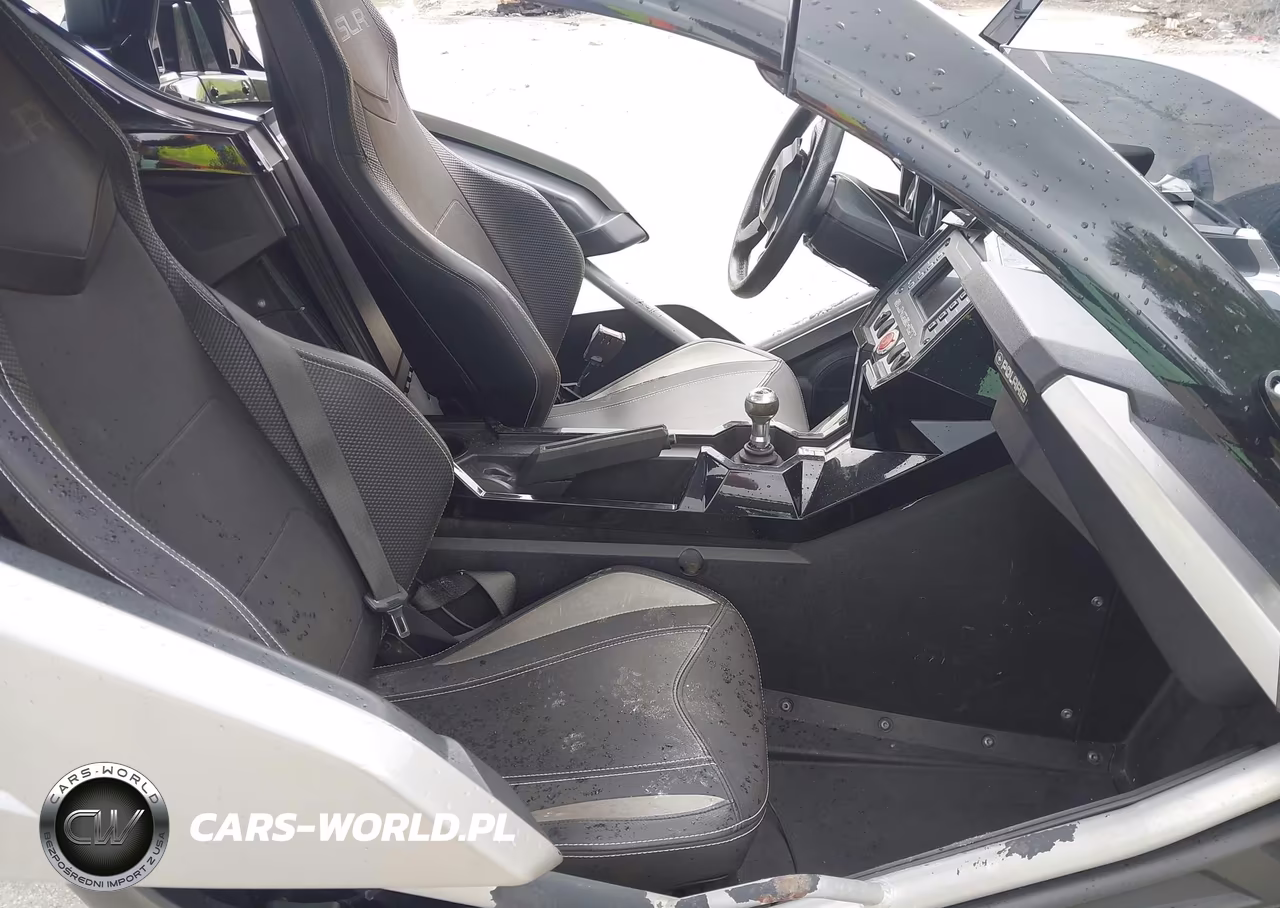 2017 Polaris Slingshot Slr VIN:57XAARFA5H8123948 - 5